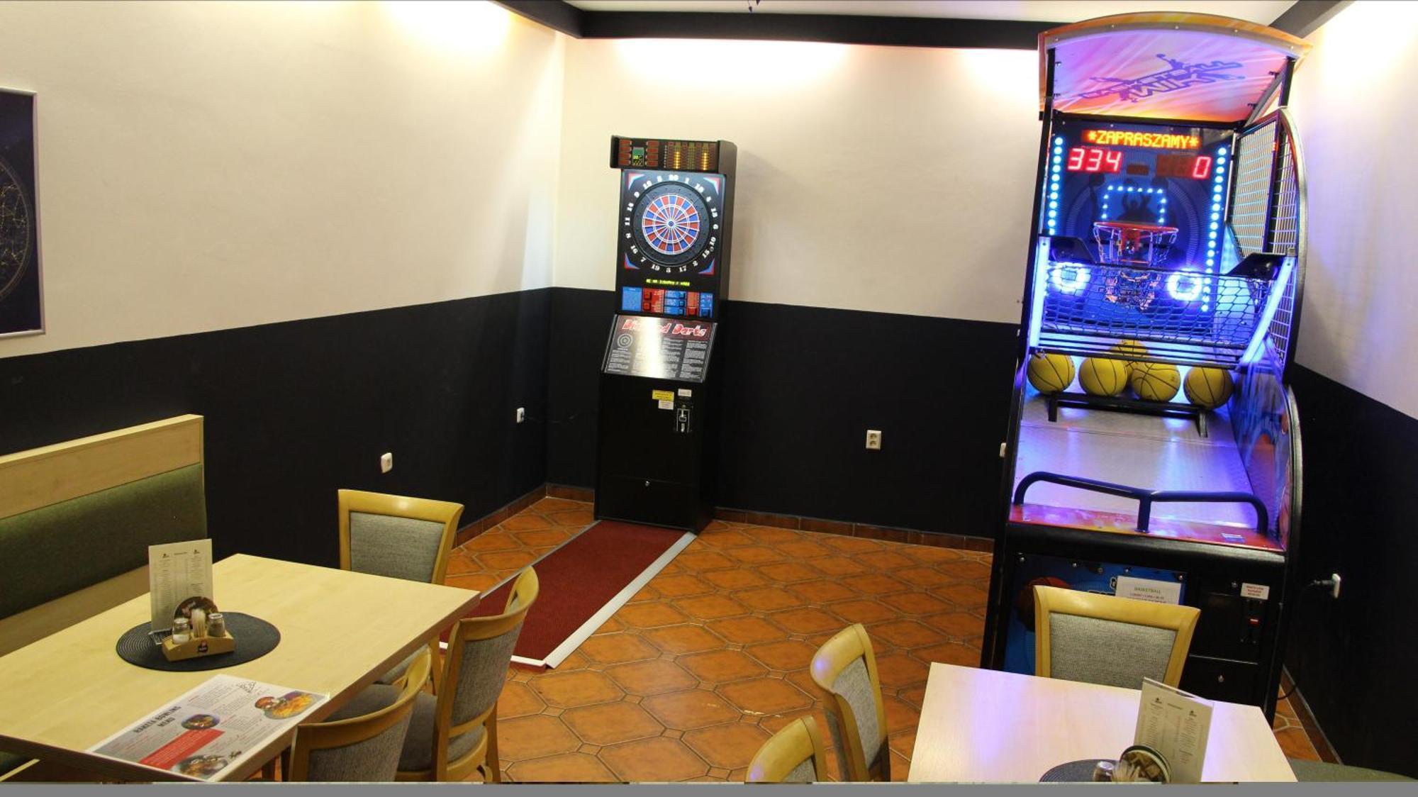Penzion Raketa Bowling 奥帕瓦 外观 照片