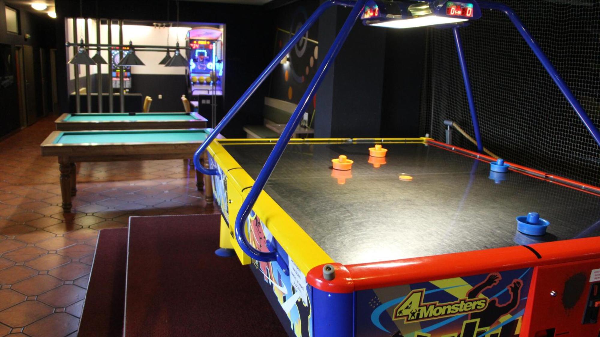 Penzion Raketa Bowling 奥帕瓦 外观 照片